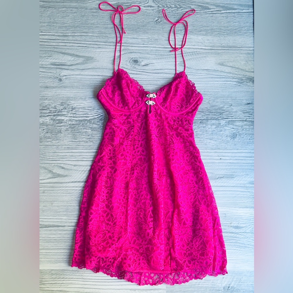 💕🍋For Love & Lemons Fuchsia Lace Mini Dress Victoria Secret Small NWT🎀 - Picture 4 of 14